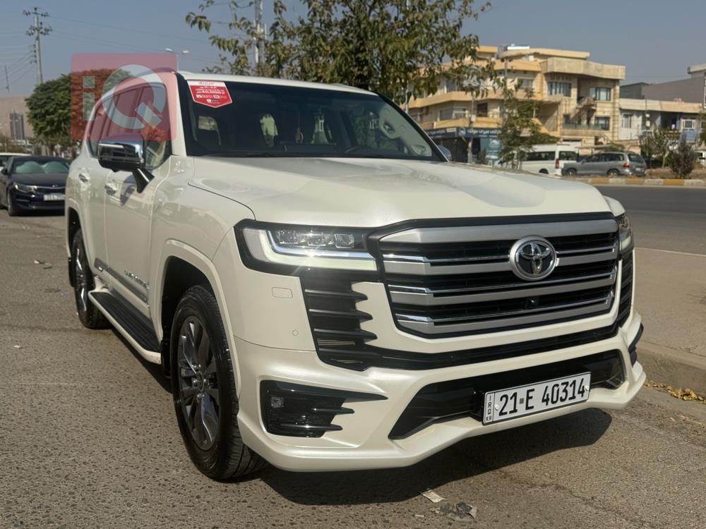 تويوتا لاندكروزر